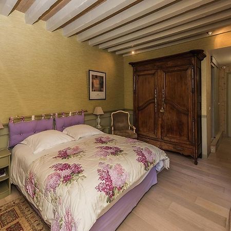 Chambres D'Hotes La Closerie Des Trois Marottes Melun Exterior foto