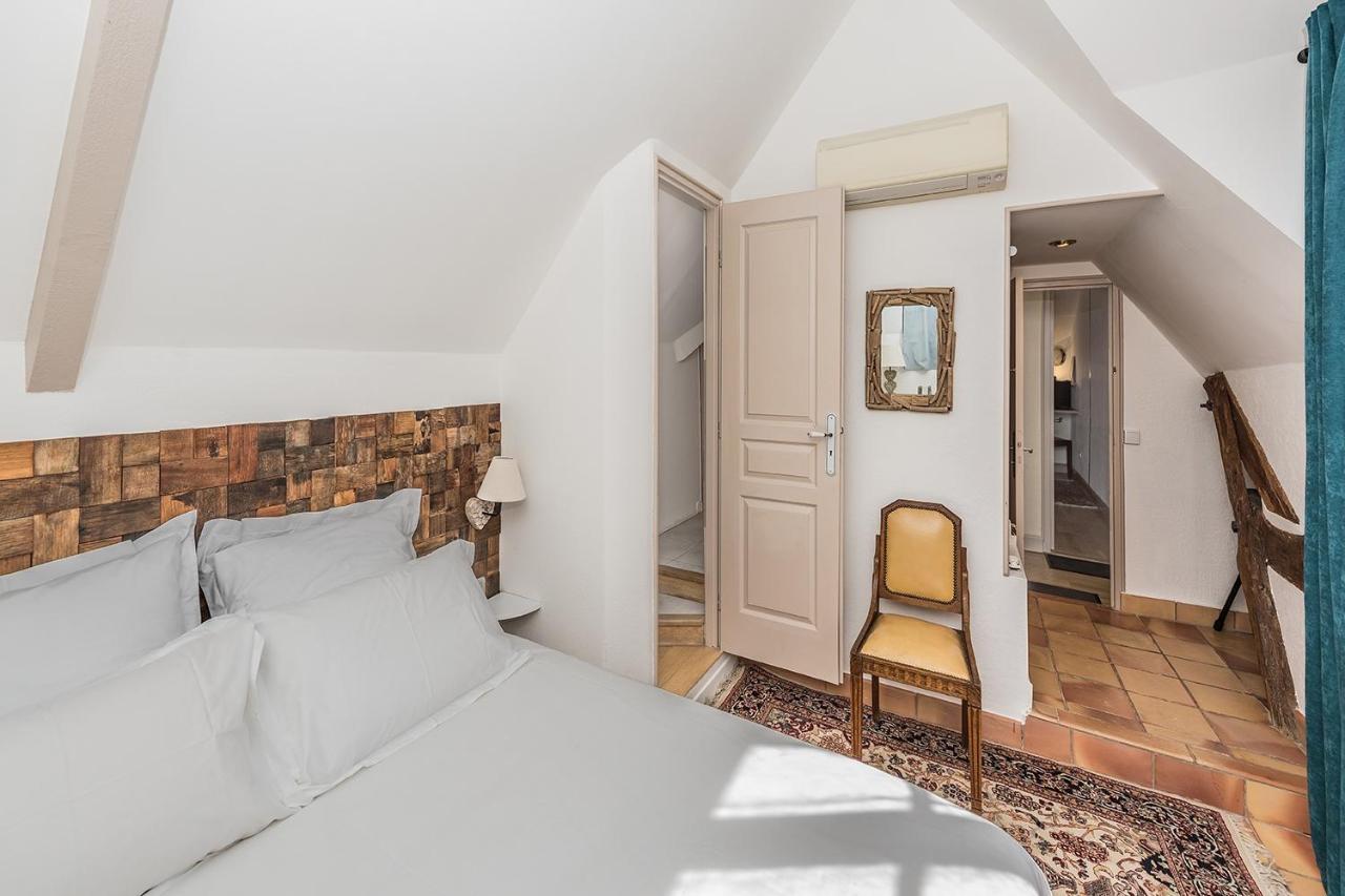 Chambres D'Hotes La Closerie Des Trois Marottes Melun Exterior foto
