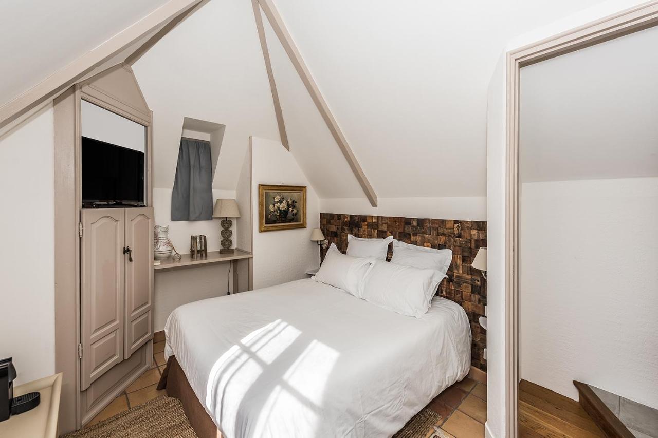 Chambres D'Hotes La Closerie Des Trois Marottes Melun Exterior foto