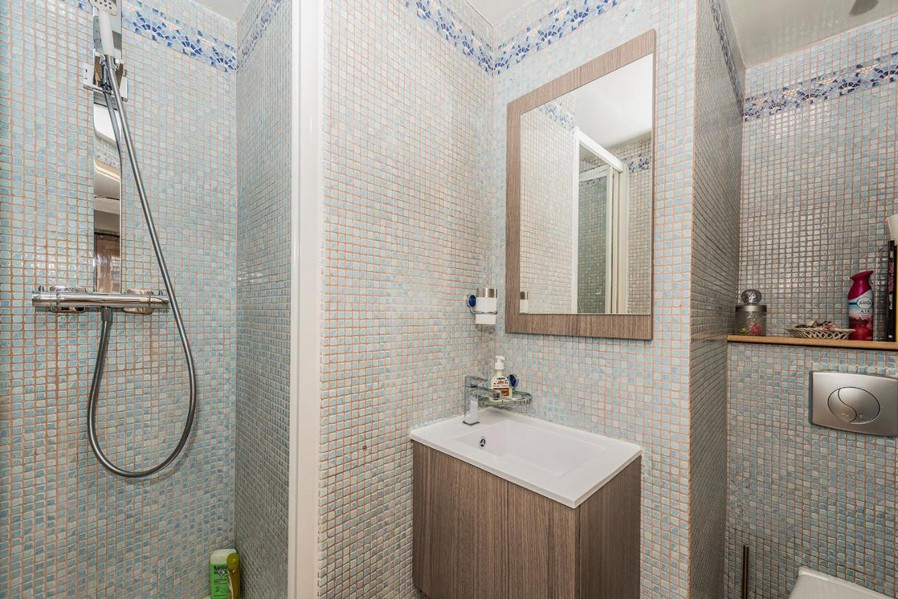 Chambres D'Hotes La Closerie Des Trois Marottes Melun Exterior foto